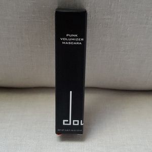 Punk Volumizer Mascara